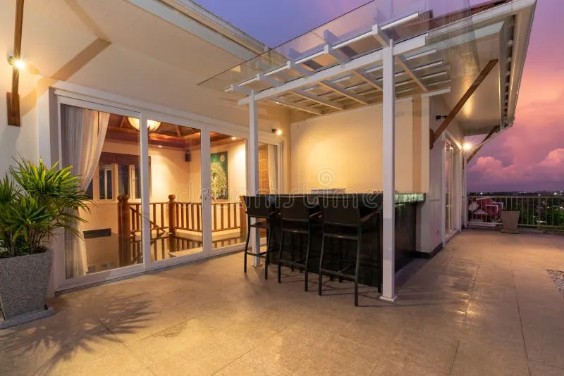 home-interior-pool-villas-bar-149934628