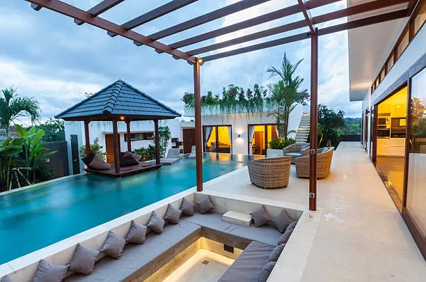 tropical-modern-villa-exterior